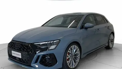 Usata Audi RS3 Sportback Ambiente 400 CV (294 kW) 2024 Grigio kemora Utilitaria