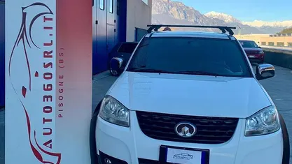 Usata Great Wall Steed 5 143 CV (105 kW) 2012 Bianco pastello Berlina