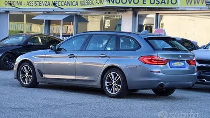Usata BMW 520 Sport Line 190 CV (139 kW) 2018 Grigio scuro Station wagon