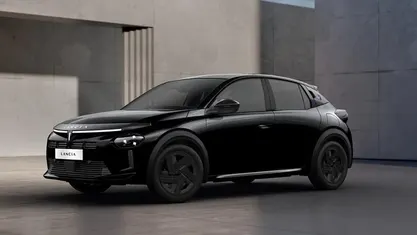 Usata 2025 Lancia Ypsilon Utilitaria | 21.900 € (Buon prezzo)