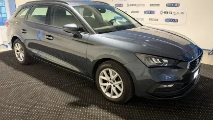 Usata Seat Leon Style 116 CV (85 kW) 2023 Grigio metallizzato Station wagon
