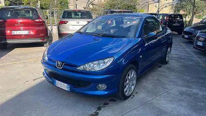 Usata Peugeot 206 CC 109 CV (80 kW) 2004 Cabrio