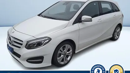 Bianco pastello Usata 2019 Mercedes B200 Monovolume | 16.500 € (Ottimo prezzo)