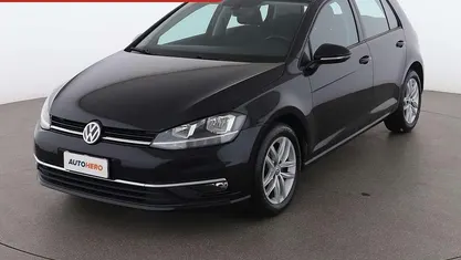 Nero Usata 2018 VW Golf VII Business Tre volumi | 13.899 € (Buon prezzo)