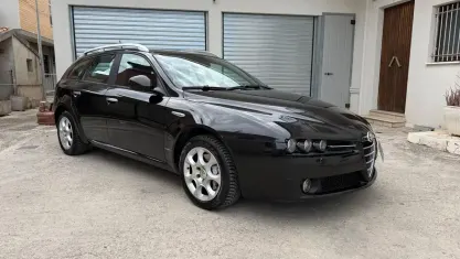 Usata Alfa Romeo 159 Exclusive 150 CV (110 kW) 2008 Nero Station wagon