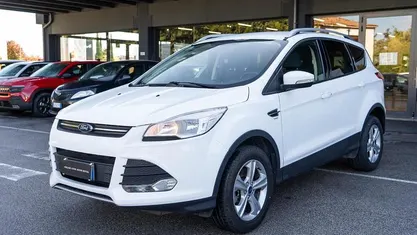 Usata Ford Kuga Business Edition 120 CV (88 kW) 2015 SUV