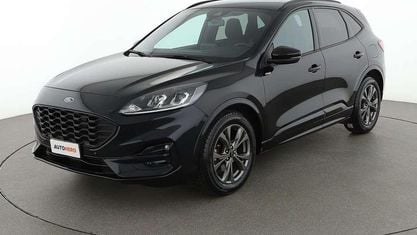 Usado Ford Kuga ST-Line 150 CV (110 kW) 2023 Negro SUV