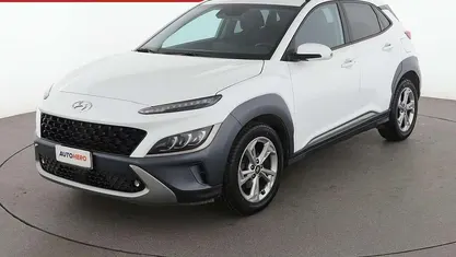 Usata Hyundai Kona 120 CV (88 kW) 2022 Bianco SUV
