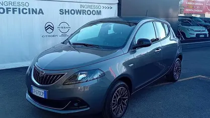 Grigio Usata 2024 Lancia Ypsilon S Due volumi | 14.300 € (Buon prezzo)