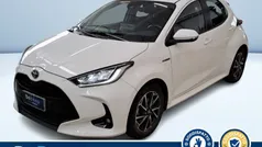Bianco pastello Usata 2021 Toyota Yaris Hybrid Trend | 17.400 € (Super prezzo)