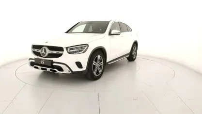 Usado Mercedes GLC200 163 CV (119 kW) 2020 Blanco SUV