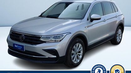 Gebraucht VW Tiguan Life 131 PS (96 kW) 2021 Silber SUV