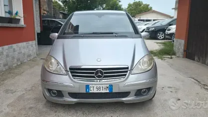 Usata Mercedes A200 Avantgarde 140 CV (102 kW) 2005 Grigio Berlina