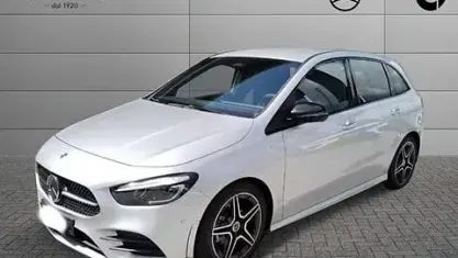 Usata Mercedes 180 AMG Line Premium 116 CV (85 kW) 2023 Bianco Berlina