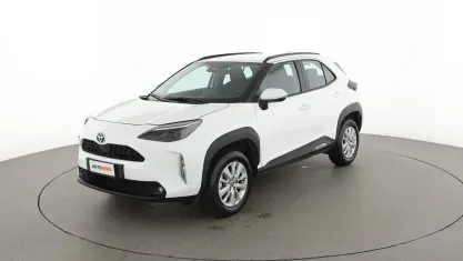 Usata Toyota Yaris Active 116 CV (85 kW) 2024 Bianco Utilitaria