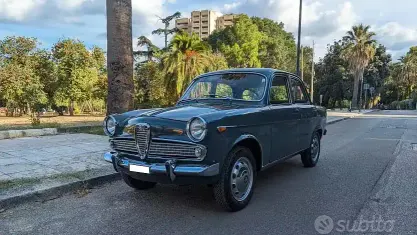 Usata Alfa Romeo Giulietta Ti 75 CV (55 kW) 1960 Grigio Berlina