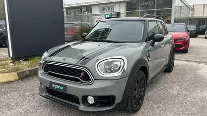Usata Mini Countryman 192 CV (141 kW) 2018 Grigio SUV
