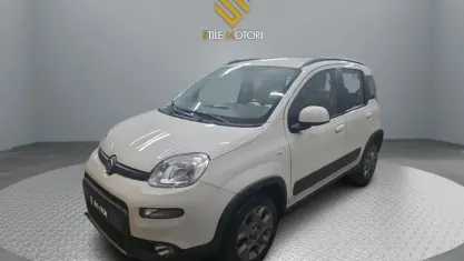Usata Fiat Panda 4x4 75 CV (55 kW) 2013 Bianco Utilitaria