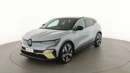 Usata Renault Megane E-Tech Iconic 160 kW (218 CV) 2022 Grigio Berlina