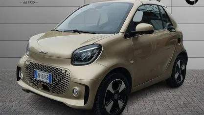 Oro Usata 2023 Smart ForTwo Electric Drive Passion Cabrio | 14.900 € (Buon prezzo)