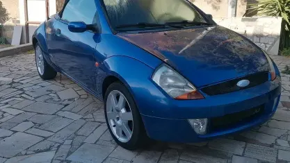 Usata Ford StreetKa 95 CV (69 kW) 2003 Bluazzurro Cabrio
