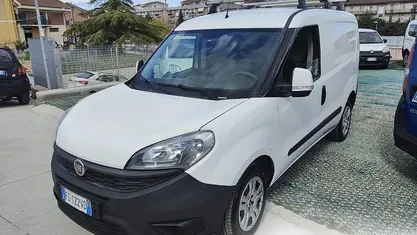 Usata Fiat Doblò Business 105 CV (77 kW) 2018 Bianco Monovolume