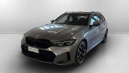 Skyscraper grey metallic Usata 2024 BMW 320 M Sport Station wagon | 46.500 € (Buon prezzo)