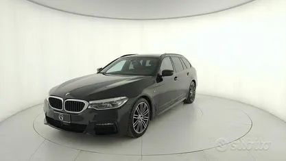 Nero Usata 2020 BMW 520 Comfort Edition Station wagon | 35.850 €