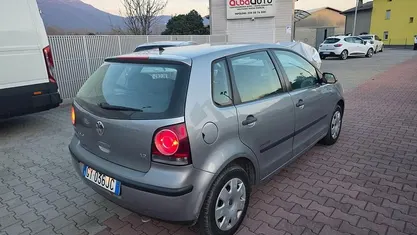 Grigio Usata 2008 VW Polo Tre volumi | 2900 € (Buon prezzo)