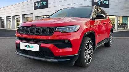 Usata 2024 Jeep Compass Summit SUV | 27.900 € (Buon prezzo)