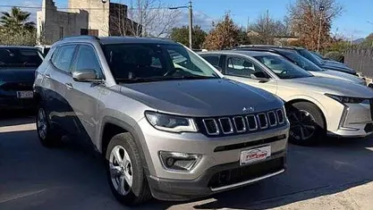 Grigio Usata 2017 Jeep Compass Limited SUV | 16.500 € (Cara)