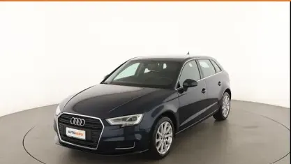 Usata Audi A3 Design 116 CV (85 kW) 2018 Blu Berlina