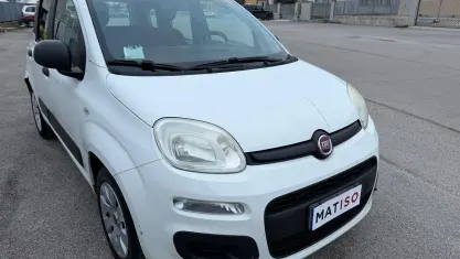 Usata Fiat Panda Lounge 75 CV (55 kW) 2013 Bianco Utilitaria