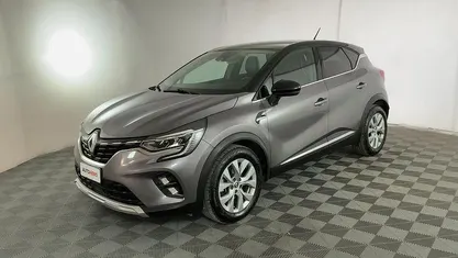 Usata Renault Captur Intens 143 CV (105 kW) 2022 Grigio SUV
