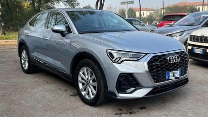 Usata Audi Q3 Business Plus 150 CV (110 kW) 2021 Argento metallizzato SUV
