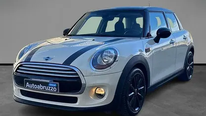 Usata Mini Cooper D Business 116 CV (85 kW) 2015 Utilitaria