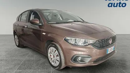 Usata Fiat Tipo Pop 95 CV (69 kW) 2017 Berlina