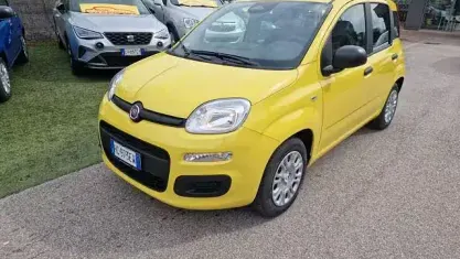 Usata Fiat Panda Pop 65 CV (47 kW) 2026 Giallo Utilitaria