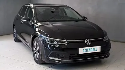 Usata VW Golf VIII Life 150 CV (110 kW) 2023 Nero Berlina