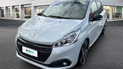 Usata Peugeot 208 GT-line 110 CV (80 kW) 2018 Bianco Utilitaria