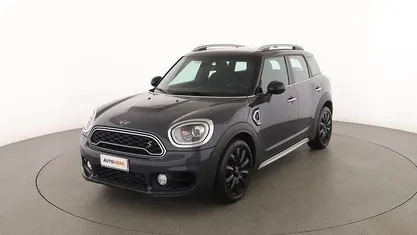 Begagnad Mini Cooper S Countryman 192 HK (141 kW) 2020 Grå SUV