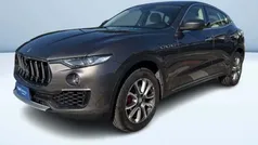 Argento metallizzato Usata 2019 Maserati Levante GranLusso SUV | 45.000 € (Buon prezzo)