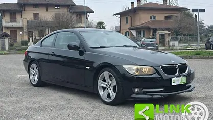 Usata BMW 320 M Sport 184 CV (135 kW) 2011 Nero Coupé