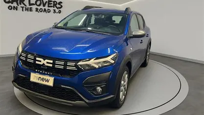 Usata Dacia Sandero Expression 101 CV (74 kW) 2023 Blu scuro Utilitaria