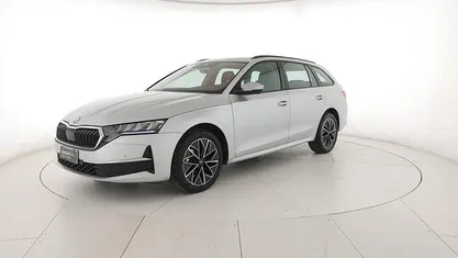 Usata Skoda Octavia Executive 150 CV (110 kW) 2025 Argento brillante metallizzato Station wagon