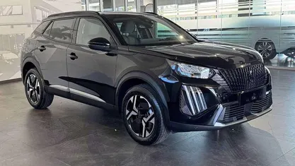 Nero Usata 2025 Peugeot 2008 Allure SUV | 17.950 € (Buon prezzo)