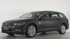 Grigio metallizzato Usata 2023 VW Passat Business Station wagon | 31.800 € (Buon prezzo)