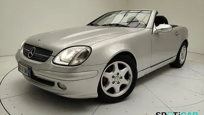 Begagnad Mercedes SLK200 Edition 163 HK (119 kW) 2000 Grå Cab