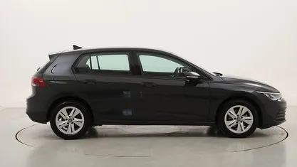 Begagnad VW Golf VIII Life 110 HK (80 kW) 2023 Sedan