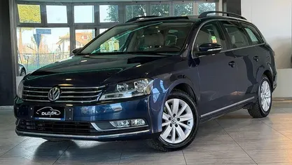 Usata VW Passat Highline 140 CV (102 kW) 2015 Blu Station wagon